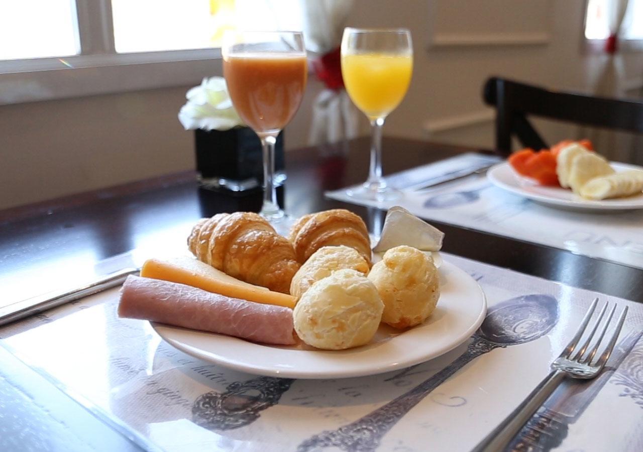 Hotel Saint Louis Pampulha Бело Оризонти Екстериор снимка