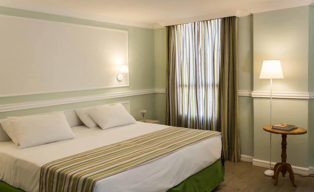 Hotel Saint Louis Pampulha Бело Оризонти Екстериор снимка